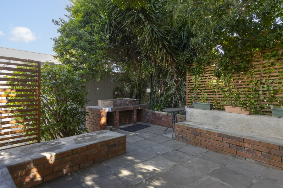 2 Bedroom Property for Sale in Roundhay Western Cape